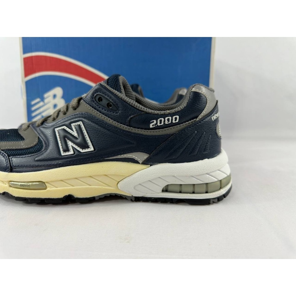 New Balance 2000 Limited Edition 'Navy Grey White' M2000NV Men's Size 7.5 - Picture 7 of 14